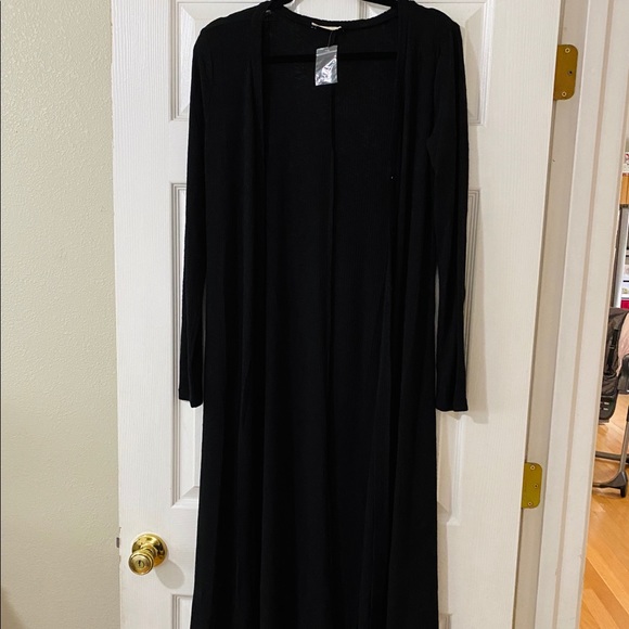 🆕NEW!!! LAST ONE!🛍 Long Black Duster Cardigan - Picture 2 of 3